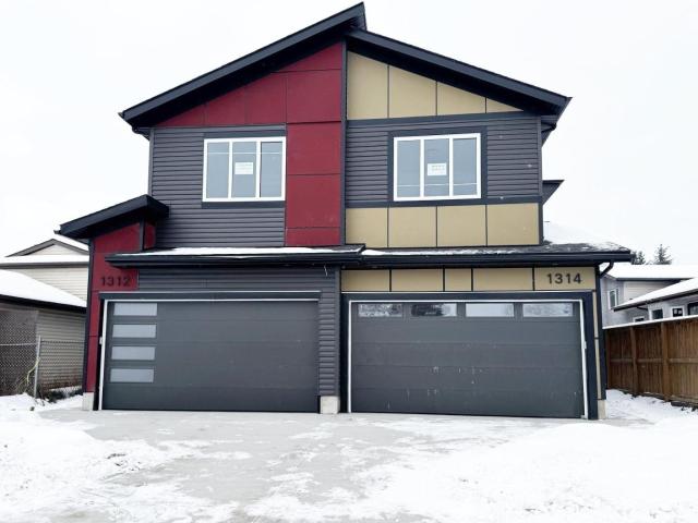 Duplex for sale in Wedgewood, Alberta