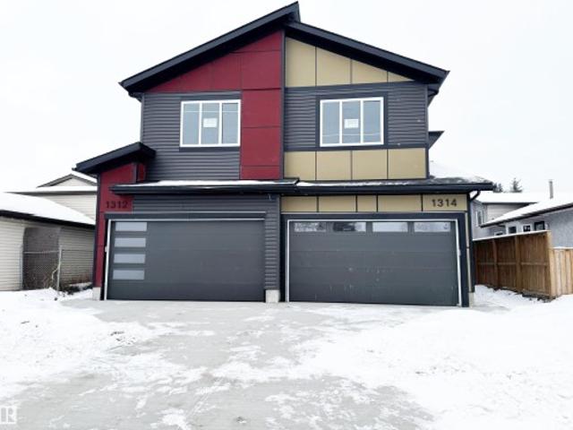 House for sale in Wedgewood, Alberta