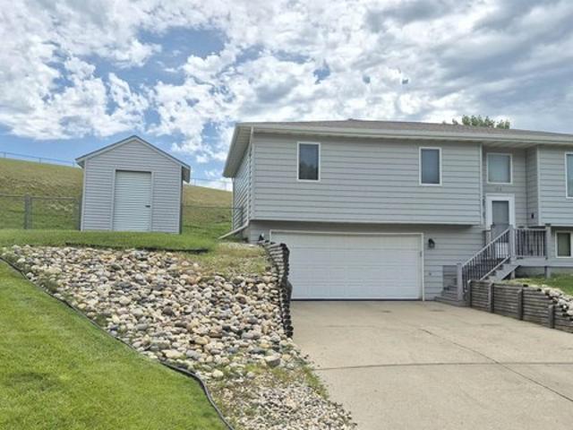 House for sale in Minot, North Dakota
