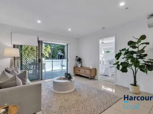 House for rent in Taringa, Greater Brisbane