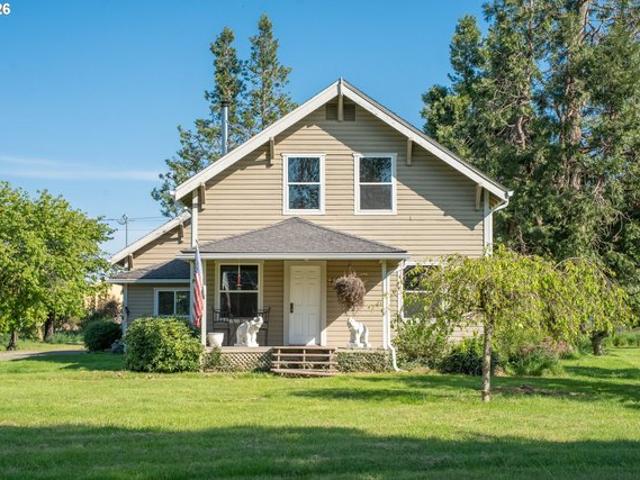 House for sale in Oregonia