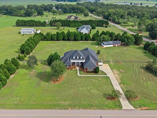 House for sale in Newton, Alabama