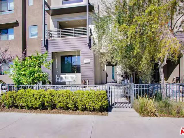 House for rent in Van Nuys