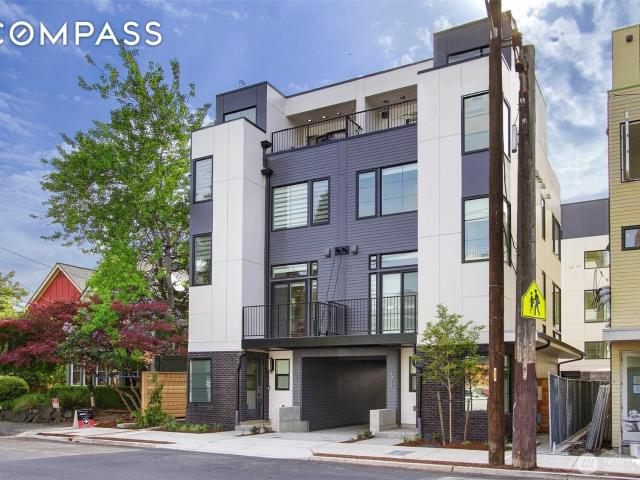 Townhouse for sale in Seattle