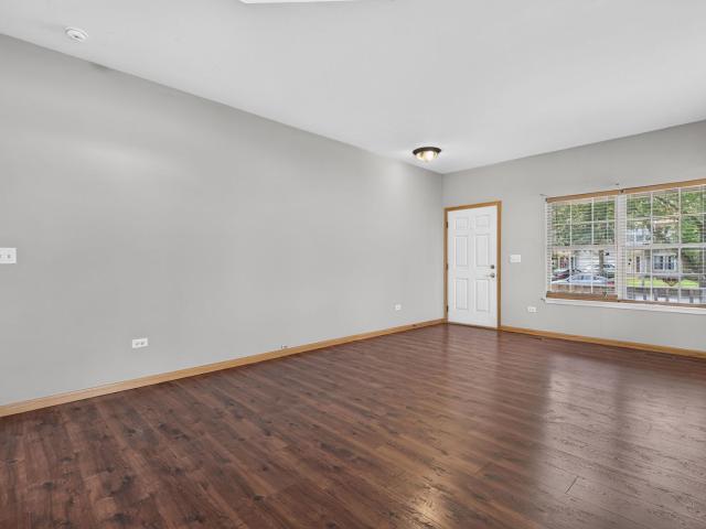 Condo for sale in Minooka, Illinois