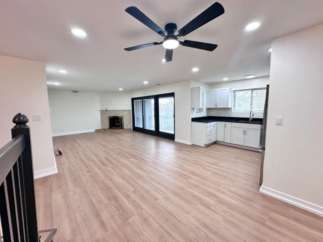 Condo for sale in Westmont, Illinois
