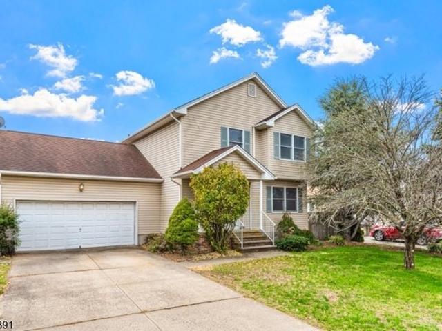 House for sale in Manville, New Jersey
