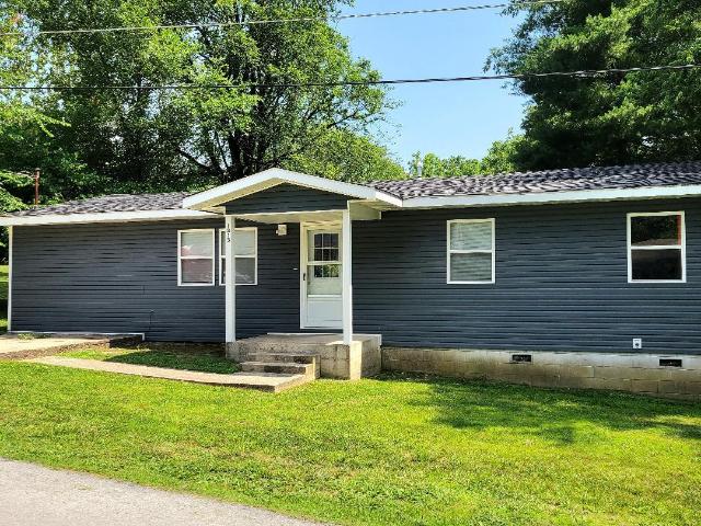 House for sale in Ava, Douglas County