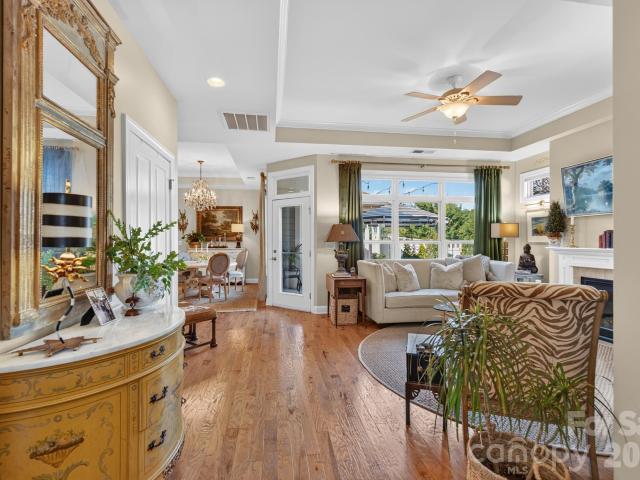 House for sale in The Courtyards at Marvin, Marvin