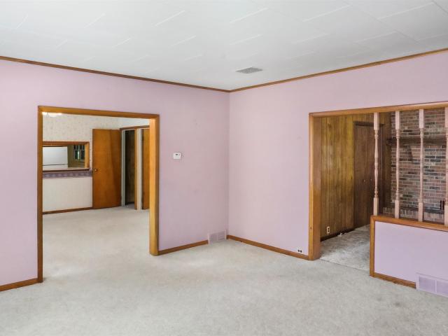House for sale in Melvin