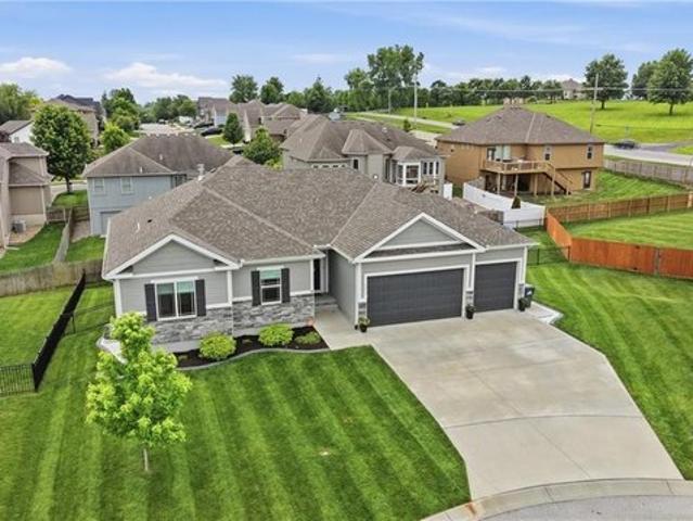 House for sale in Grain Valley, Missouri