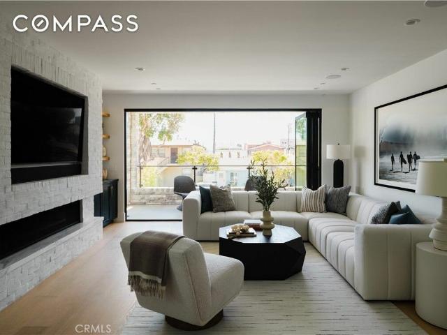 Townhouse for sale in Seal Beach