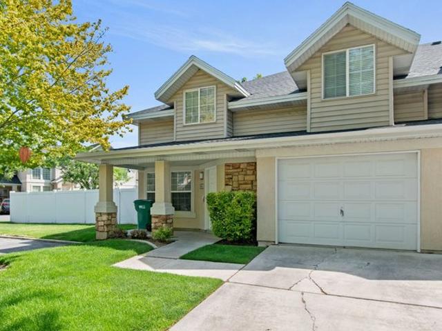 Townhouse for sale in Orem, Utah