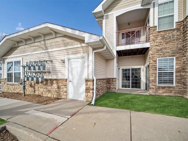 Condo for sale in Waukee, Dallas County