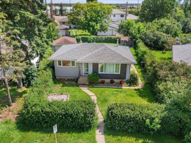 House for sale in Wedgewood, Alberta