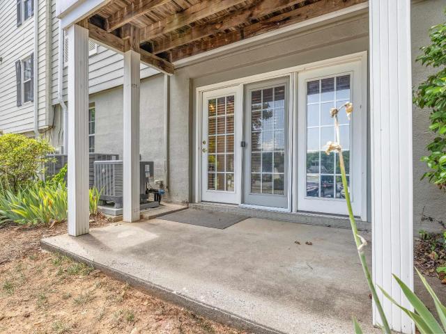 Condo for sale in Virginia