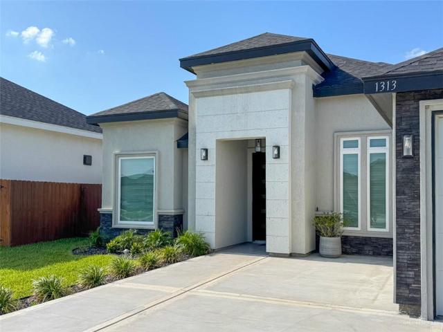 House for sale in Inspiration Rd Number 3 Colonia, Alton