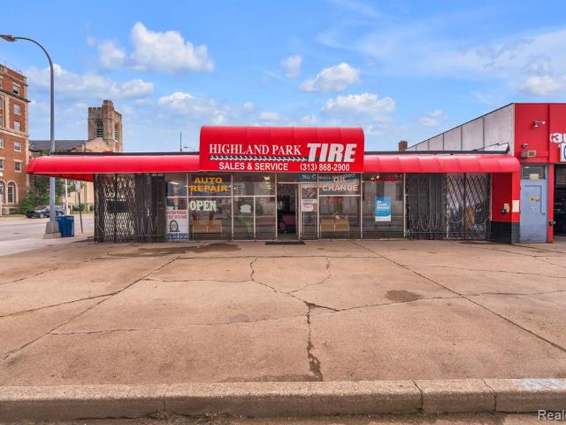 Commercial for sale in Highland Park, Michigan