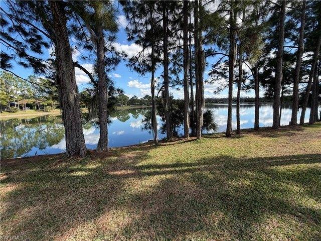 Land for sale in Fort Myers, Florida