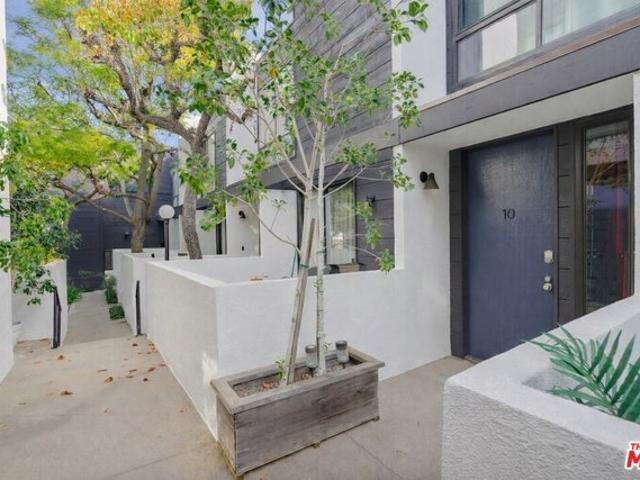 Condo for sale in Santa Monica, California