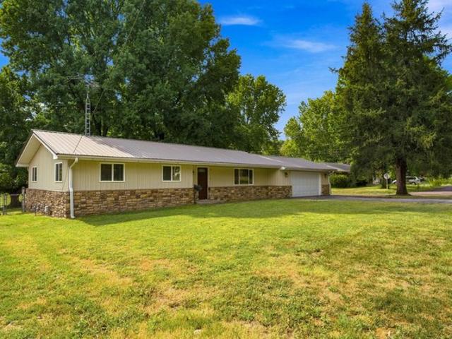 House for sale in Barry, Missouri