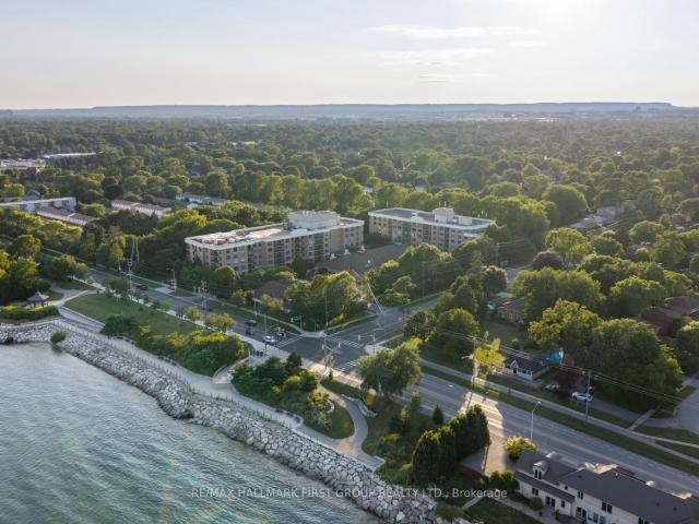 Condo for sale in Burlington, Ontario