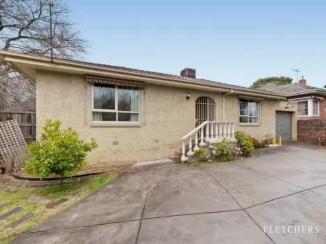 House for rent in Surrey Hills