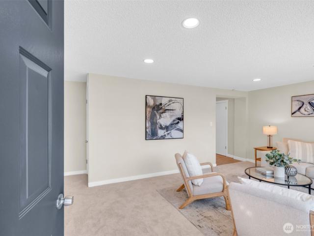 House for sale in Shoreline, Washington