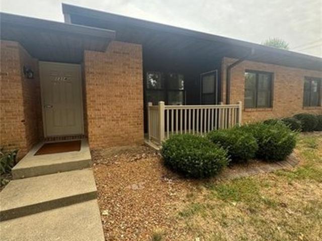 Condo for sale in Highland, Illinois