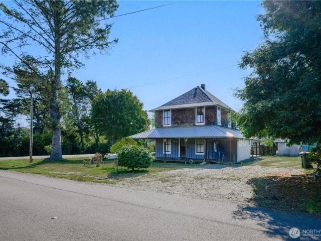 House for sale in Ocean Park, Washington