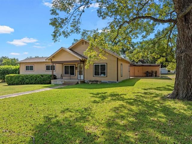 House for sale in Bosque, Texas