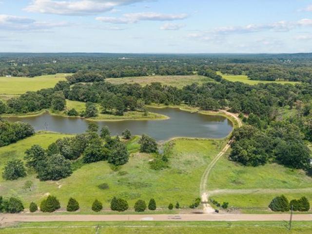 Land for sale in Henderson, Texas