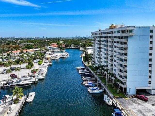 Condo for sale in North Miami, Miami-Dade County