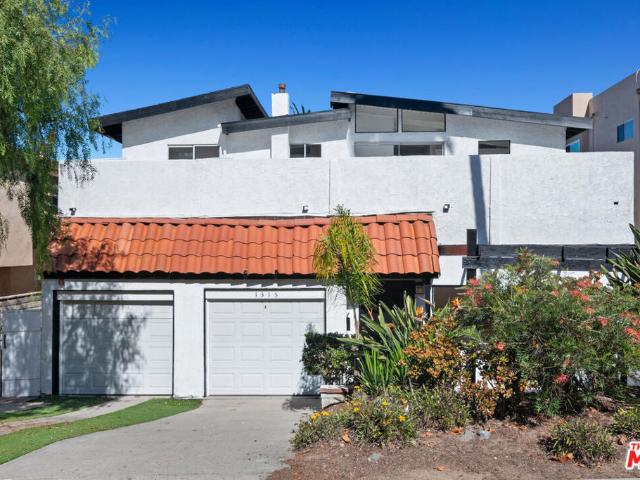 House for sale in Manhattan Beach, California