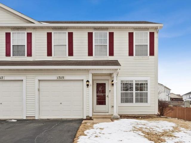 Townhouse for sale in Minooka, Illinois
