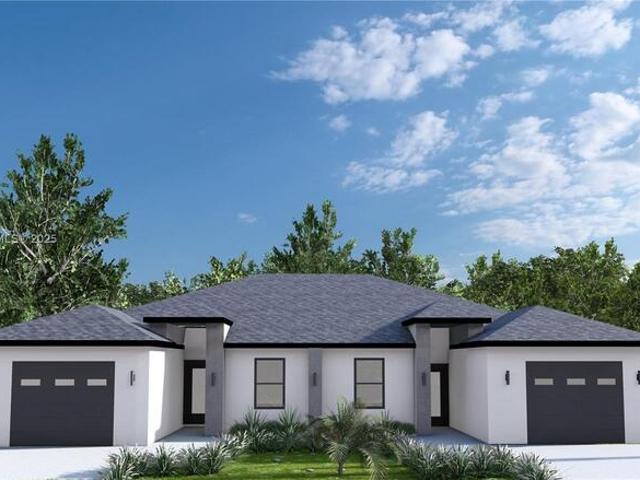 Duplex for sale in Cape Coral