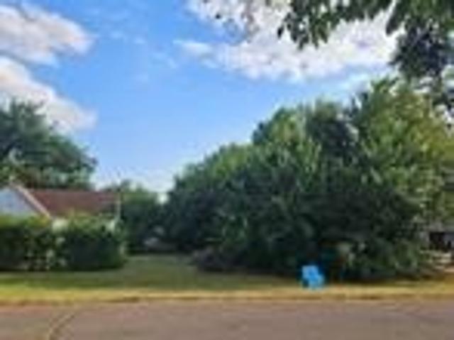 Land for sale in Guthrie, Logan County