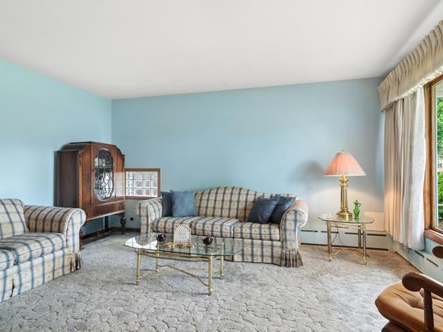 House for sale in Des Plaines, Illinois