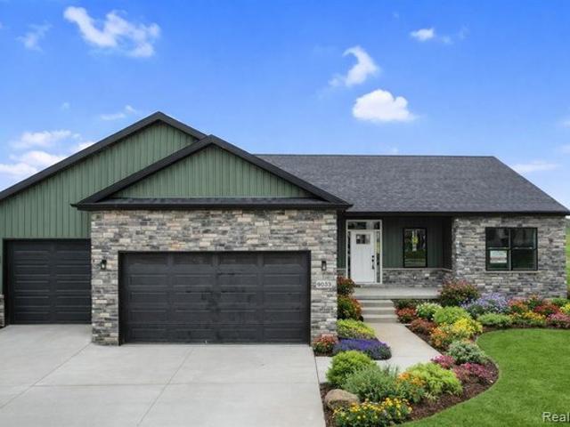 House for sale in Grand Blanc, Genesee County