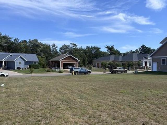Land for sale in Marquette, Michigan