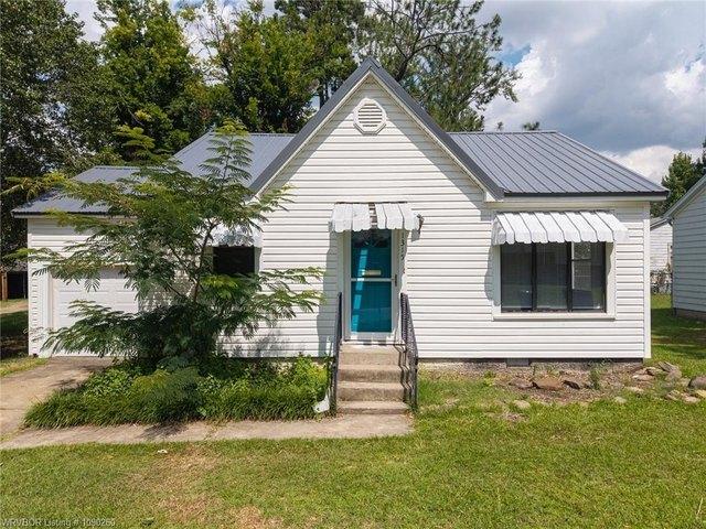 House for sale in Ark