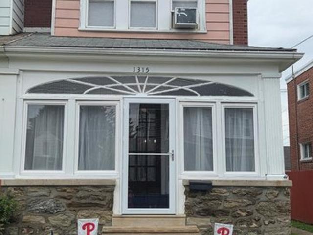 Townhouse for sale in Philadelphia, Pennsylvania