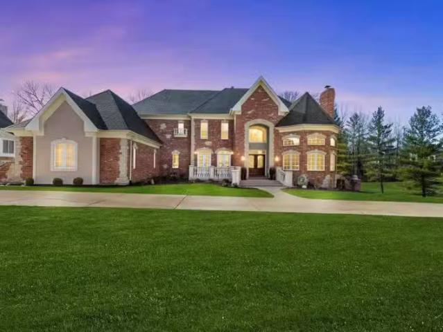 House for sale in Chesterfield
