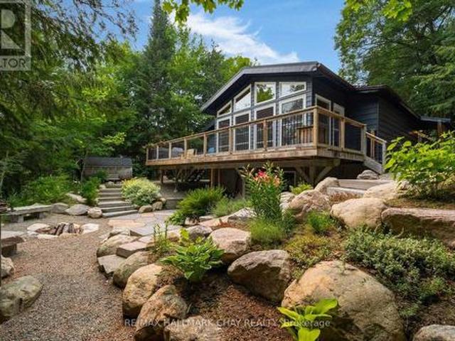 House for sale in Algonquin Highlands, Ontario