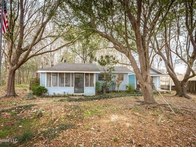 House for sale in Cedar Lake, Biloxi