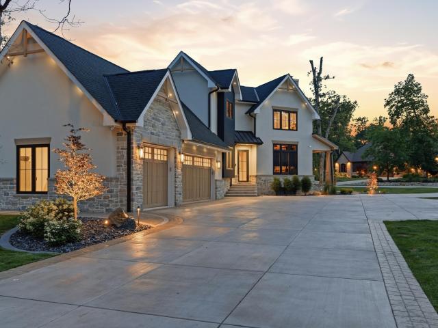 House for sale in Crown Point, Indiana