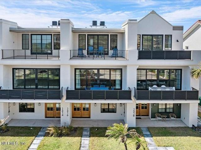 Condo for sale in Jacksonville Beach, Florida