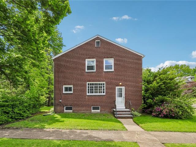 House for sale in New Castle, Pennsylvania