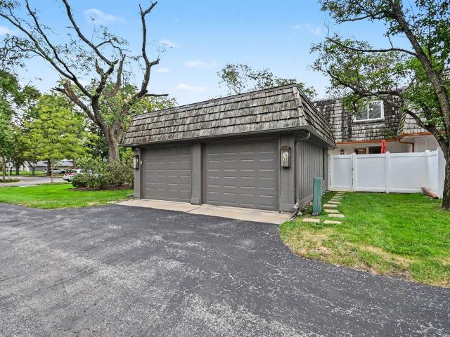 Condo for sale in Munster, Indiana