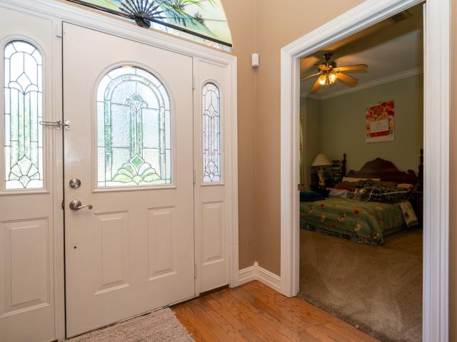 House for sale in White Oak, Texas